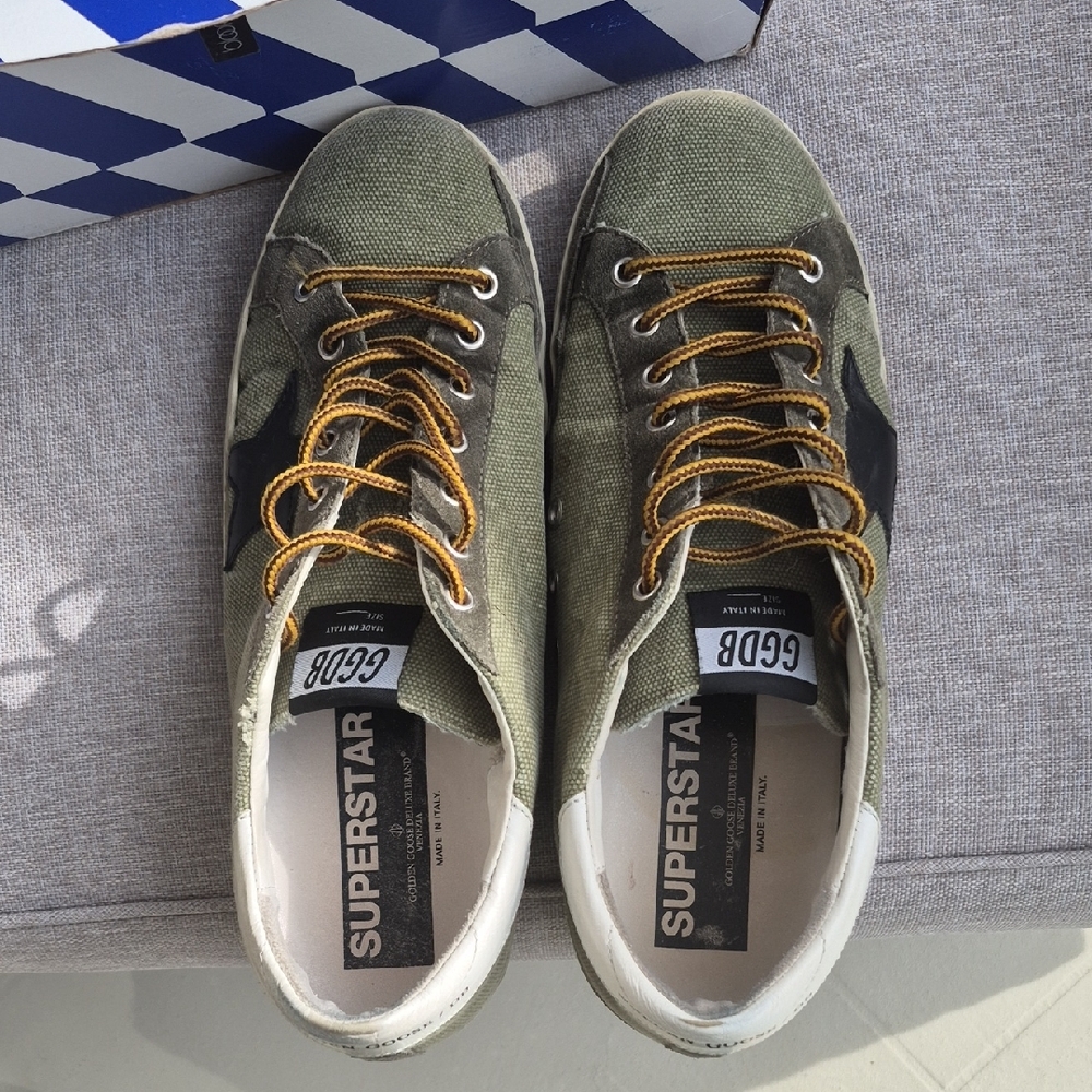 Green and White Sneakers with Black Star - Picture 3 of 6